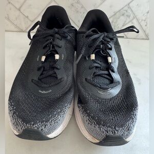 Under Armour Black and Gray HOVR Athletic Shoes Size 10